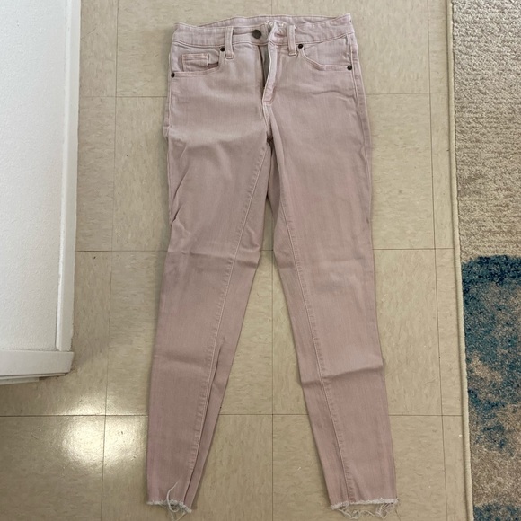 Universal Thread Denim - Universal Thread blush colored jeans size 4/27 $15